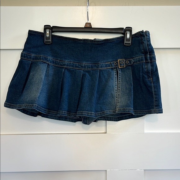 NWOT LG Urban Outfitters BDG Shaina belted Micro Mini Skort - Picture 3 of 8